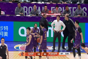 国足魔鬼主场生死战！挑战印尼，能否创造奇迹？